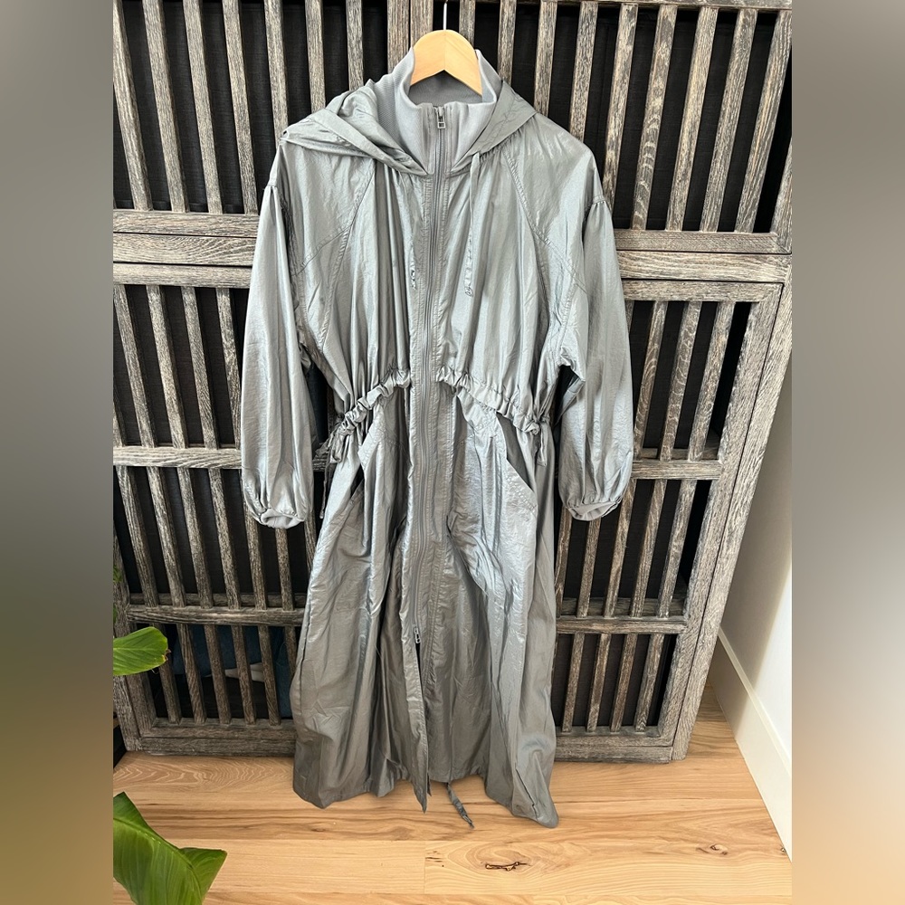 Rain coat